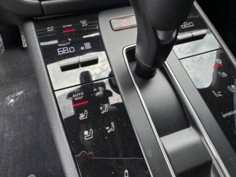 2024 Porsche Macan T