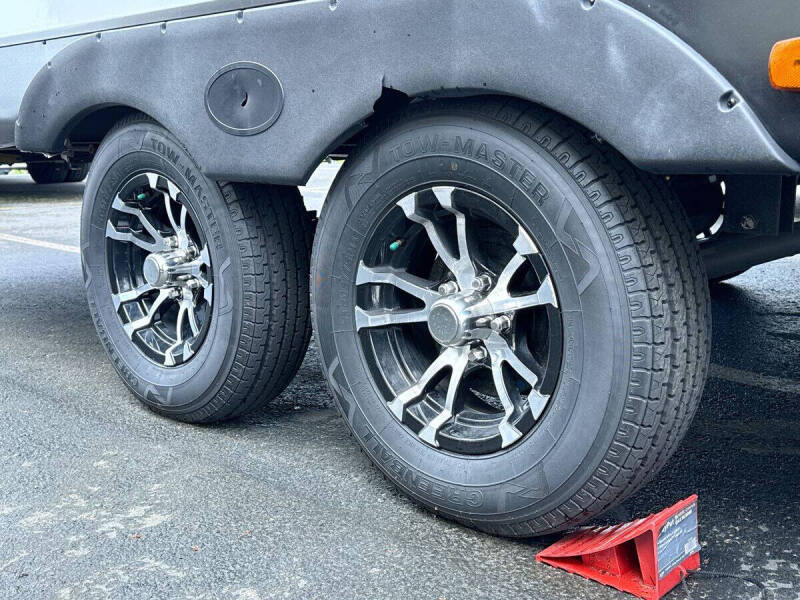2021 Cruiser RV Shadow