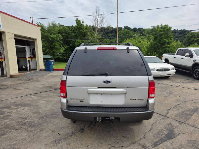 2005 Ford Explorer XLT