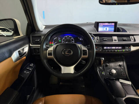 2013 Lexus CT 200h