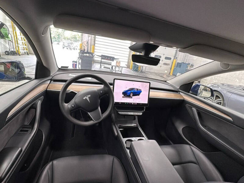 2024 Tesla Model Y Long Range