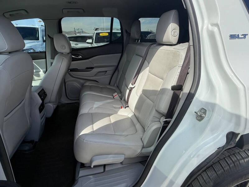 2017 GMC Acadia SLT-1