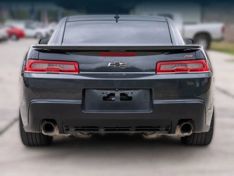 2015 Chevrolet Camaro Coupe 2LT photo 4