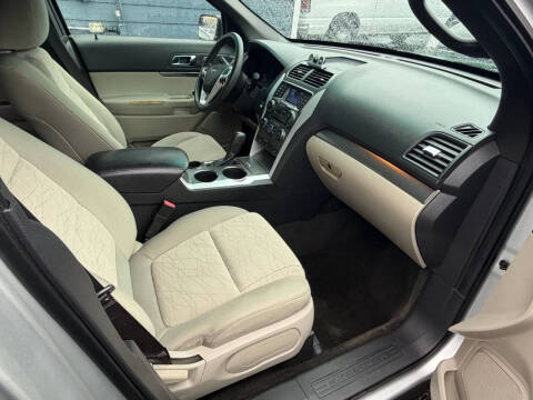 2012 Ford Explorer