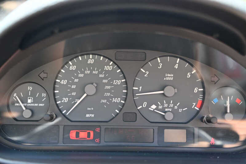 2004 BMW 3 Series 325Ci