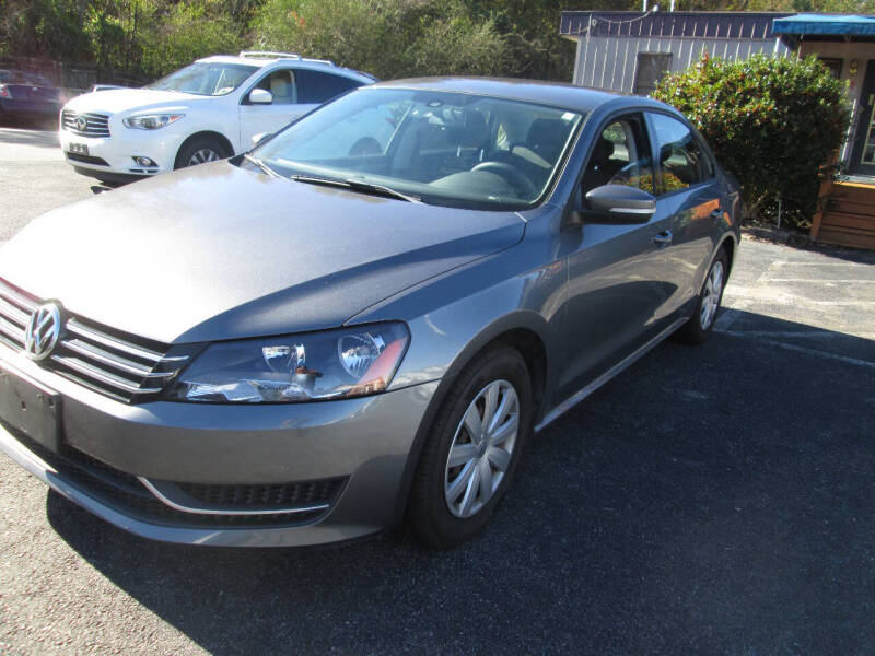 2013 Volkswagen Passat S photo 9