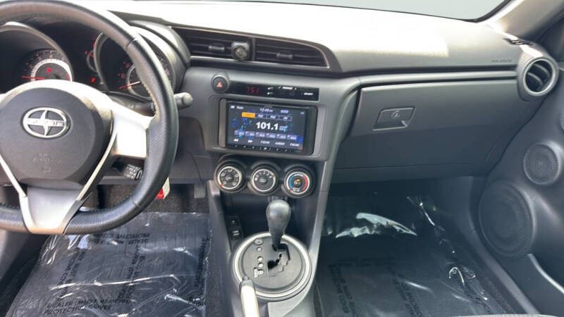 2011 Scion tC