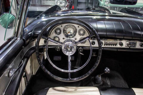 1957 Ford Thunderbird