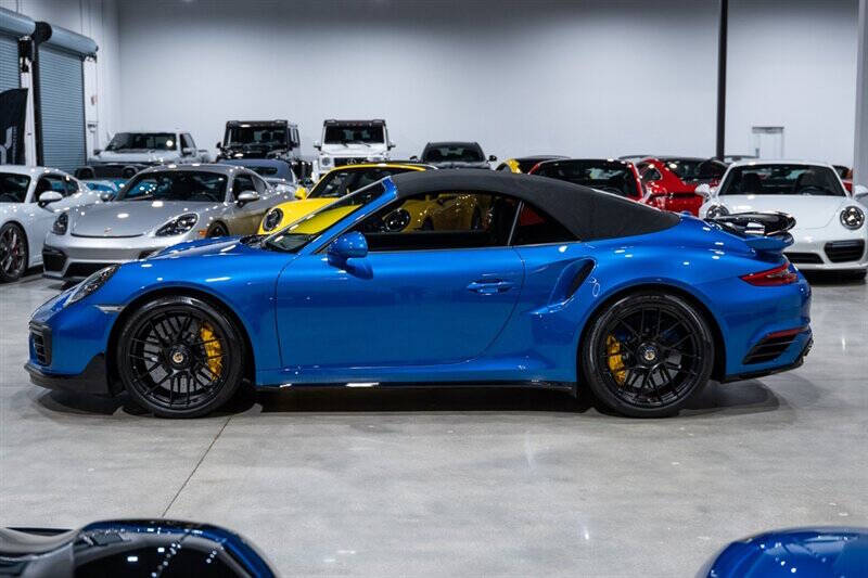 2017 Porsche 911 Turbo S