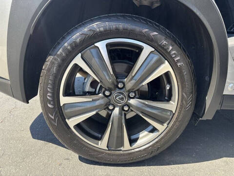 2020 Lexus UX 200