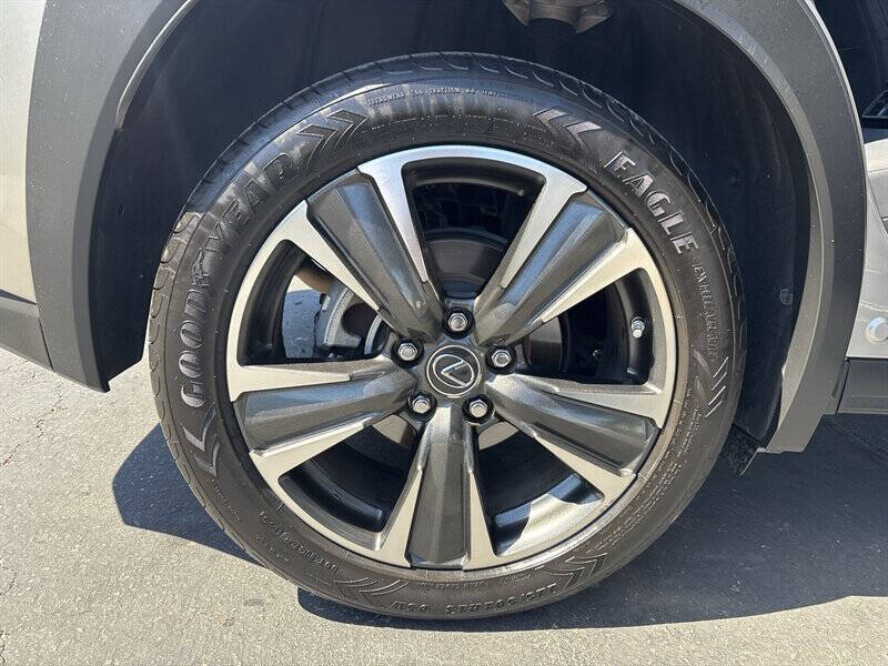2020 Lexus UX 200