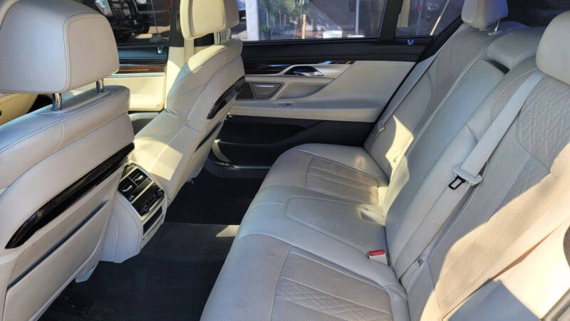 2016 BMW 7 Series 740i