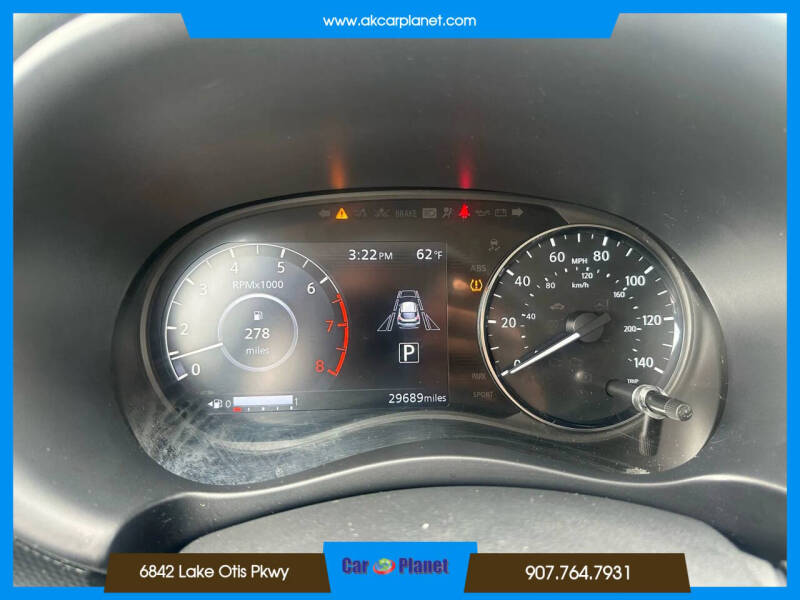 2022 Nissan Kicks SV