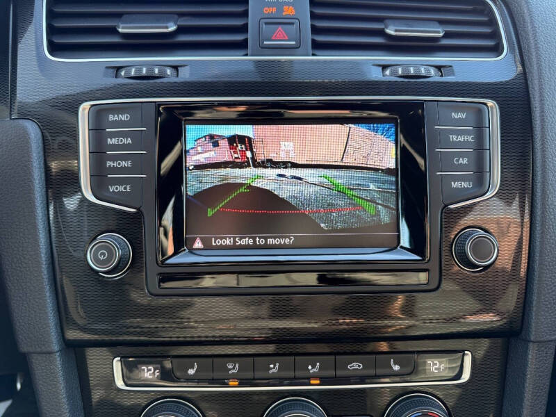 2015 Volkswagen Golf GTI Autobahn