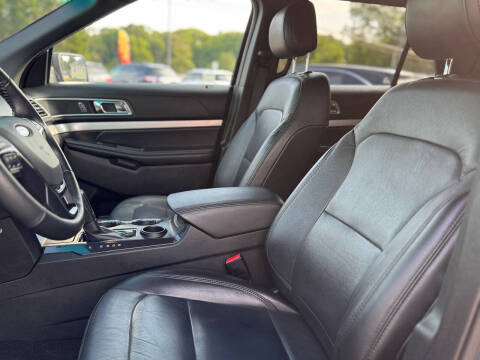 2017 Ford Explorer XLT