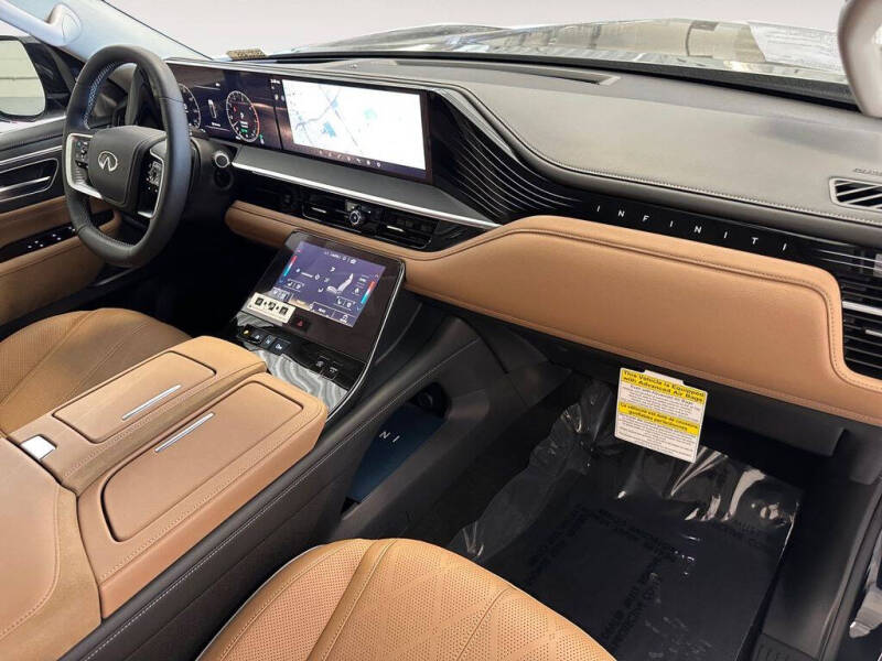 2025 Infiniti QX80 Sensory