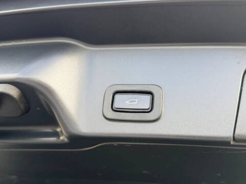 2020 Land Rover Range Rover Evoque SE