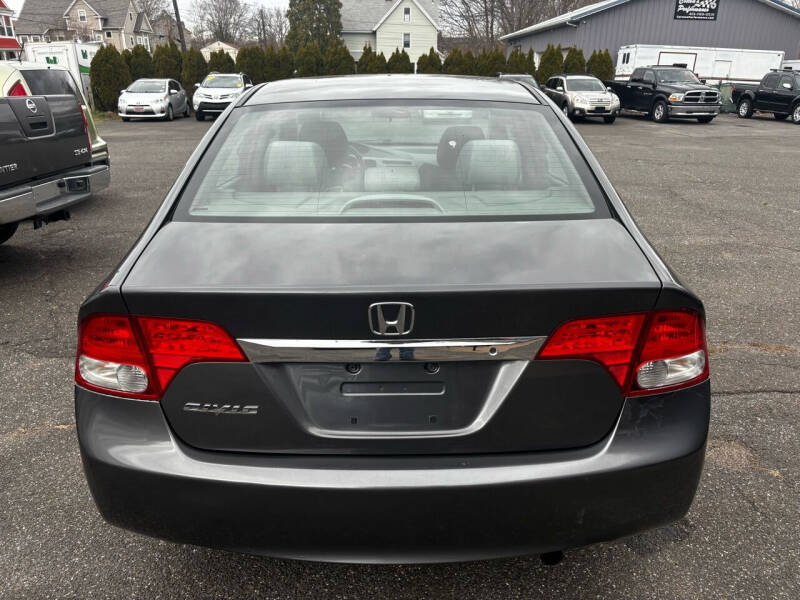 2011 Honda Civic LX photo 4