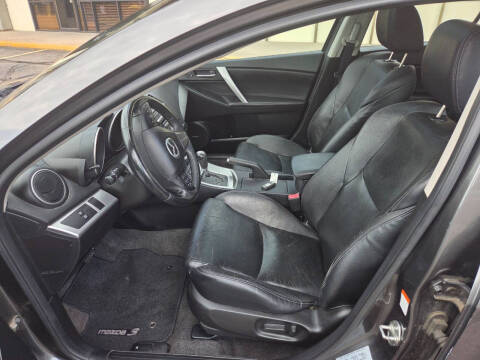 2011 Mazda MAZDA3 s Grand Touring