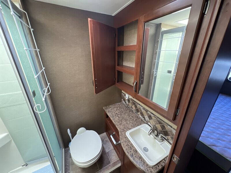 2014 Ford E-Series E-450 SD