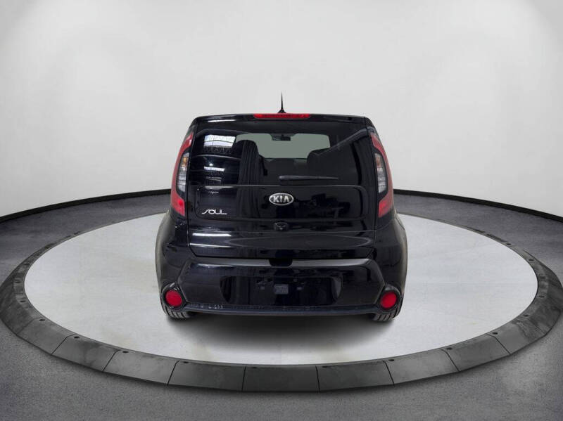 2016 Kia Soul +