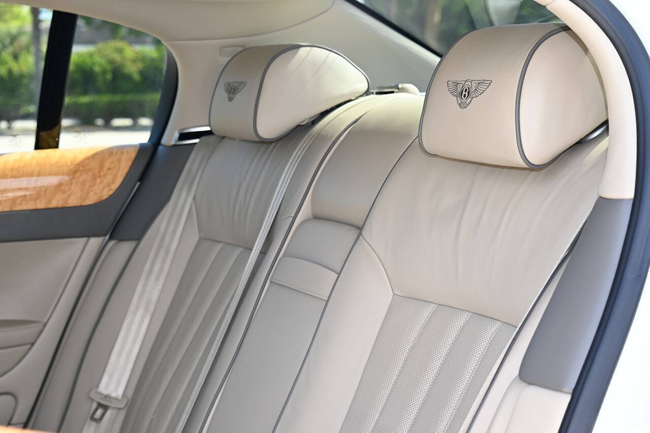 2012 Bentley Continental 22