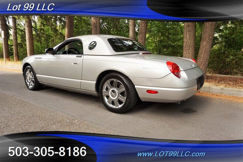2004 Ford Thunderbird Deluxe