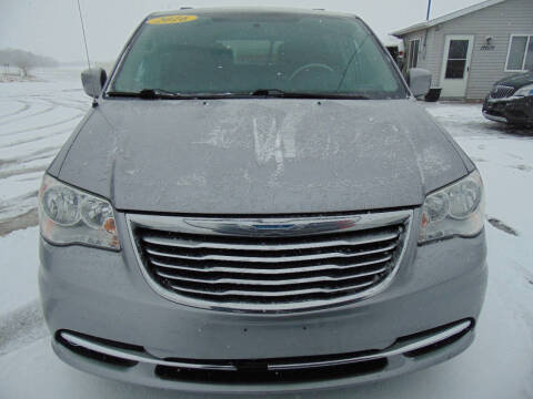 2016 Chrysler Town and Country Touring