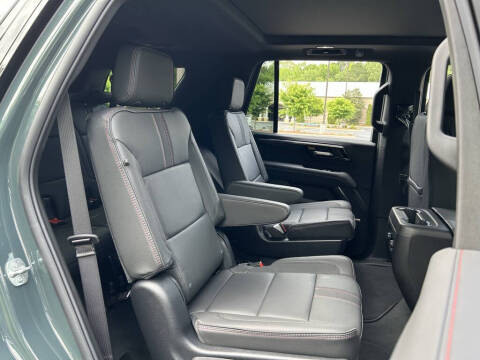 2025 Chevrolet Tahoe RST