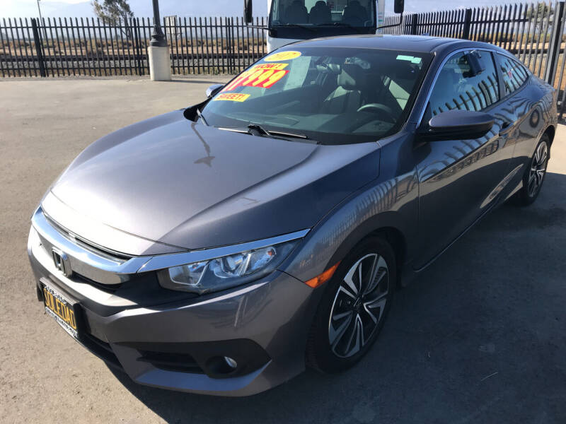 2017 Honda Civic for sale at Soledad Auto Sales in Soledad CA