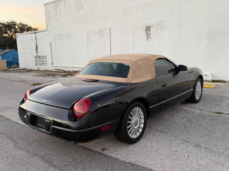 2004 Ford Thunderbird Deluxe