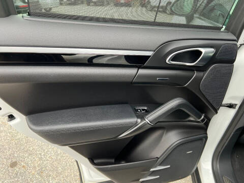 2014 Porsche Cayenne S