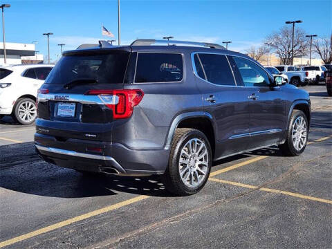 2023 GMC Acadia Denali