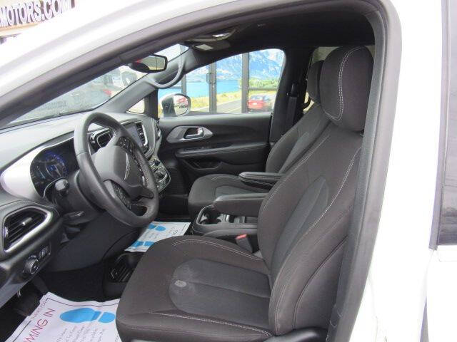 2023 Chrysler Pacifica Touring
