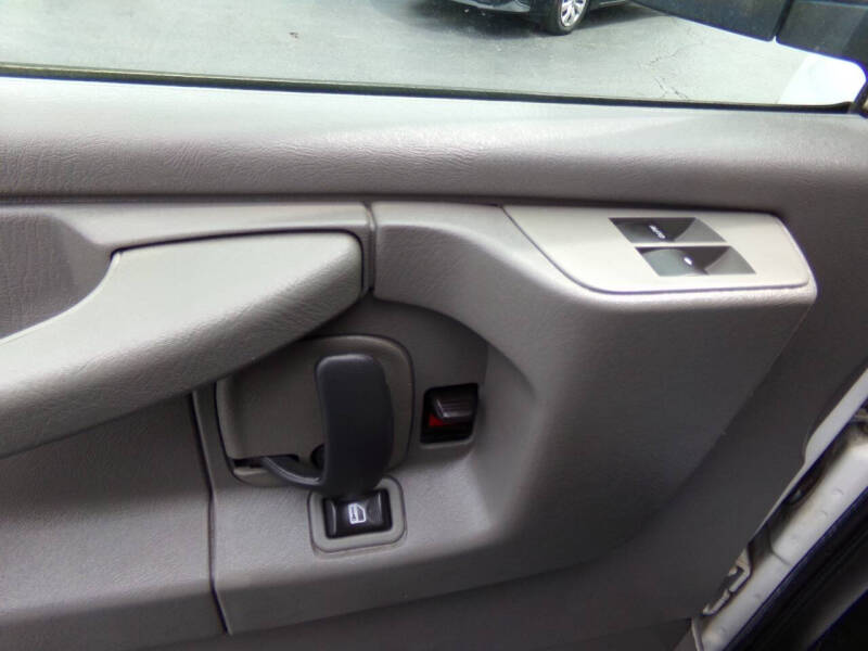 2013 Chevrolet Express LT 3500