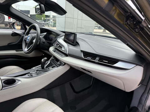 2015 BMW i8