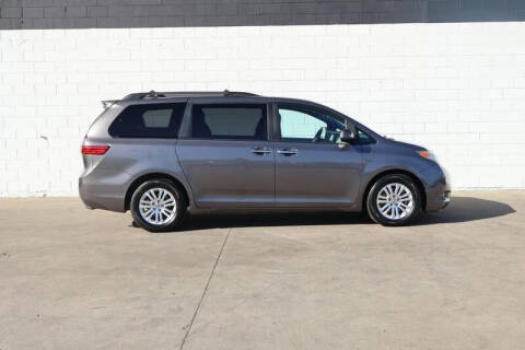 2016 Toyota Sienna