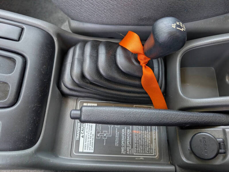 2004 Chevrolet Tracker