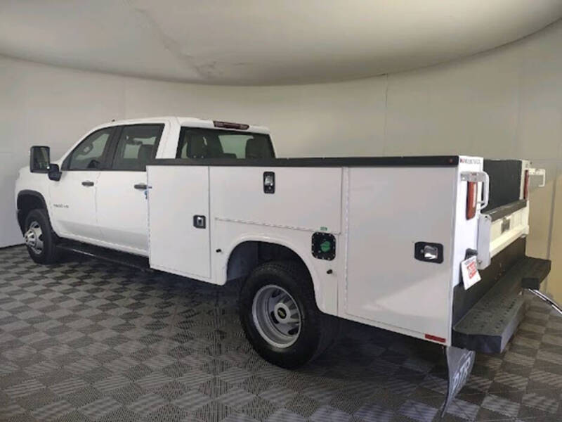 2022 Chevrolet Silverado 3500HD Work Truck