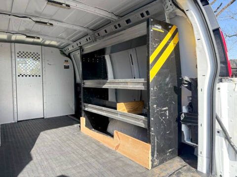 2021 Chevrolet Express 2500