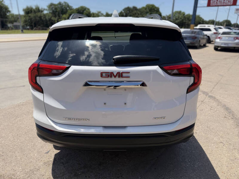 2020 GMC Terrain SLE