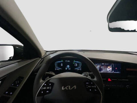 2025 Kia Niro EX