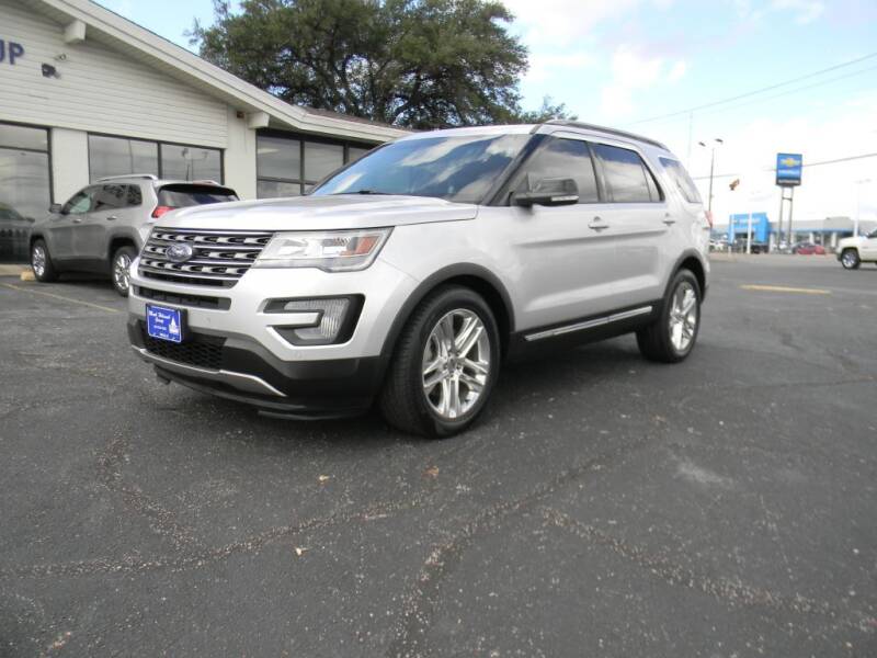 2016 Ford Explorer for sale at MARK HOLCOMB  GROUP PRE-OWNED in Waco TX