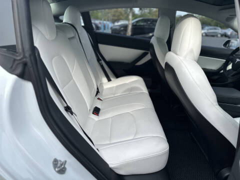 2020 Tesla Model 3 Performance