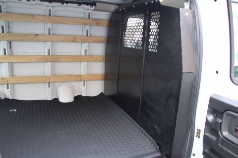 2023 GMC Savana 2500