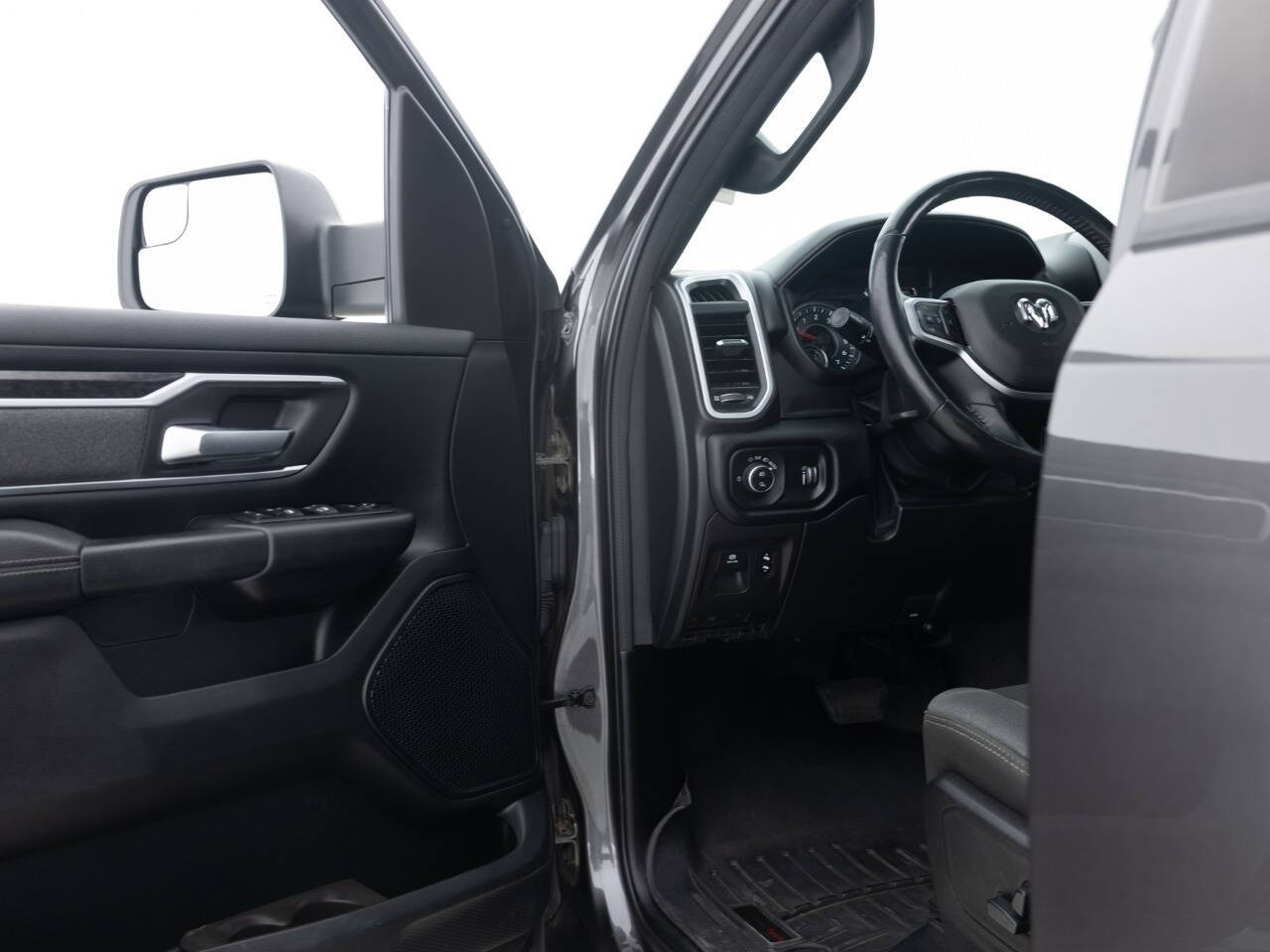 Used Car 2020 Ram 1500  Big Horn 4x4 4dr Crew Cab 5.6 Ft. Sb Pickup For Sale Under $30,000 In Coal City, Illinois