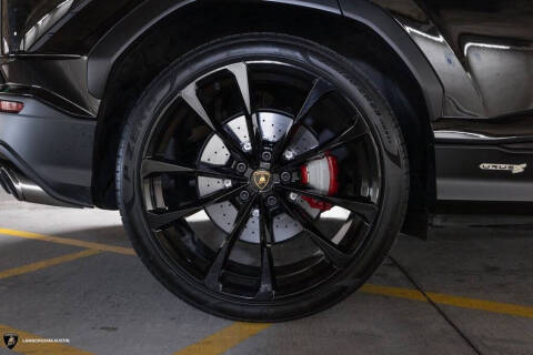 2024 Lamborghini Urus S