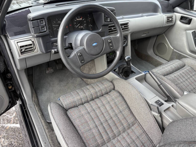 1987 Ford Mustang GT