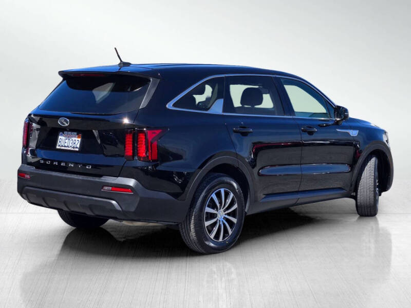 2021 Kia Sorento LX