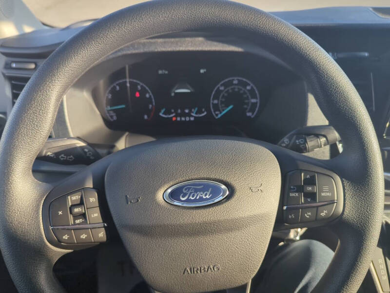 2025 Ford Transit 350 XLT